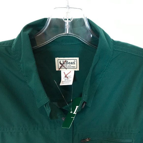 NWT Womens Petite Size Medium MP LL Bean Green Zip Pocket Camping Shirt Top - Picture 2 of 3